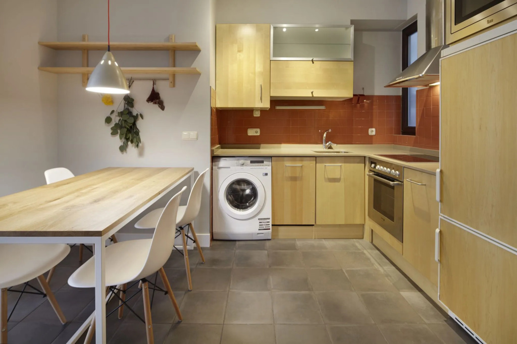 Zubiri Plaza Apartment by FeelFree Rentals