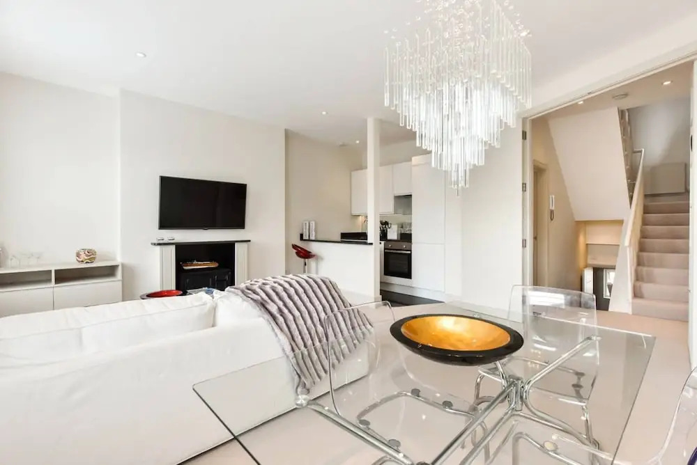 Stylish 3 Bedroom Apartment In Pimlico