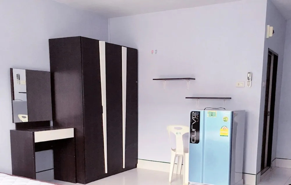 Baan Saen Rak Apartment