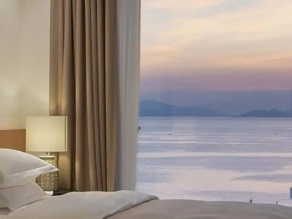 Miyue Shenzhen Roman Holiday Bubble Pool hotel