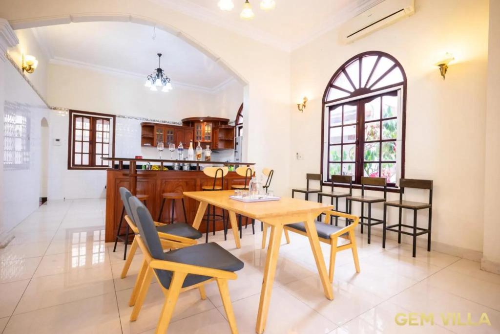 GEM VILLA 10 - 5 Bedroom, 6 Bathroom, Big Pool, Big Garden