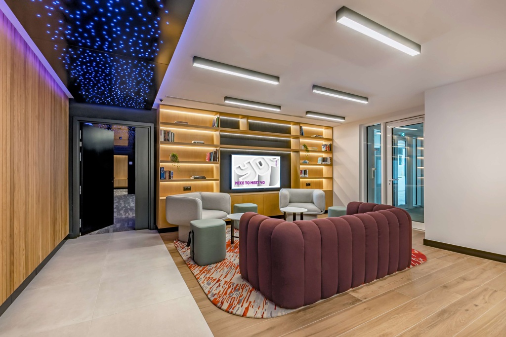 YOTEL Porto