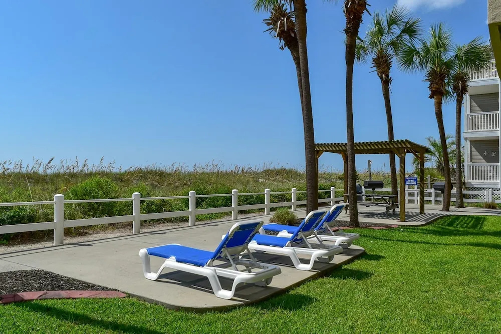 Crescent Sands F4 by Seaside Vacations