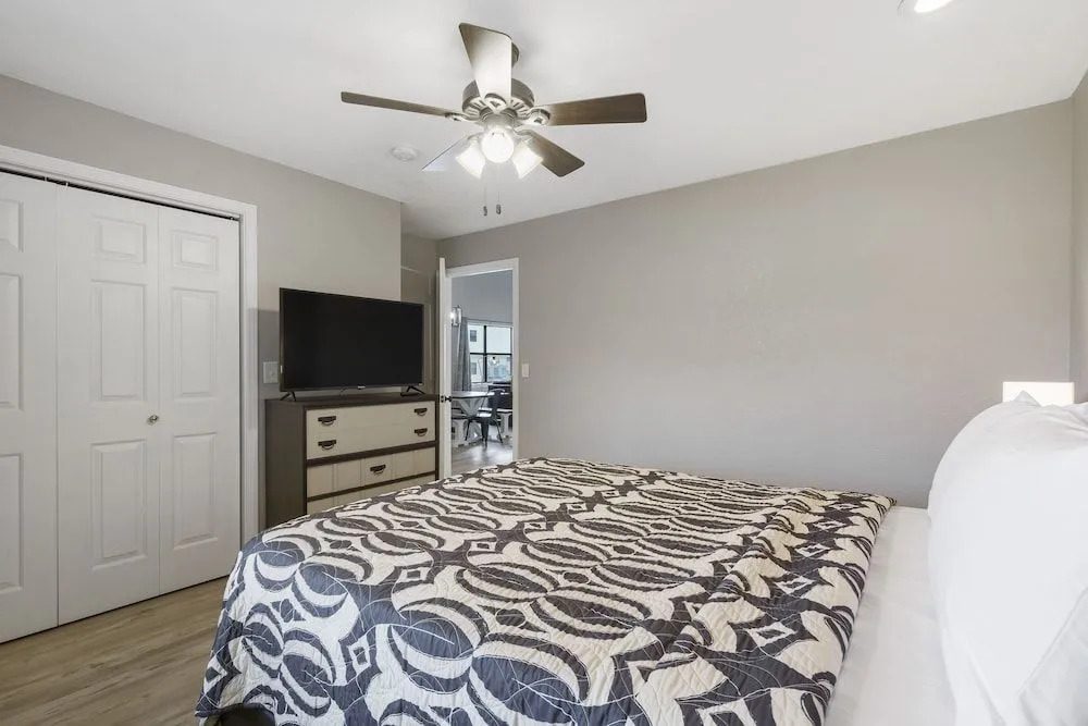 Highland Hideaway - Branson - Local Attractions, On-site Amenities & More!