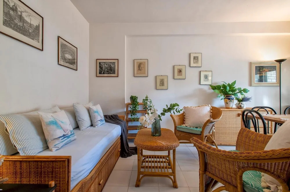 Sardinia RE - Flavia s Flat - Free Parking