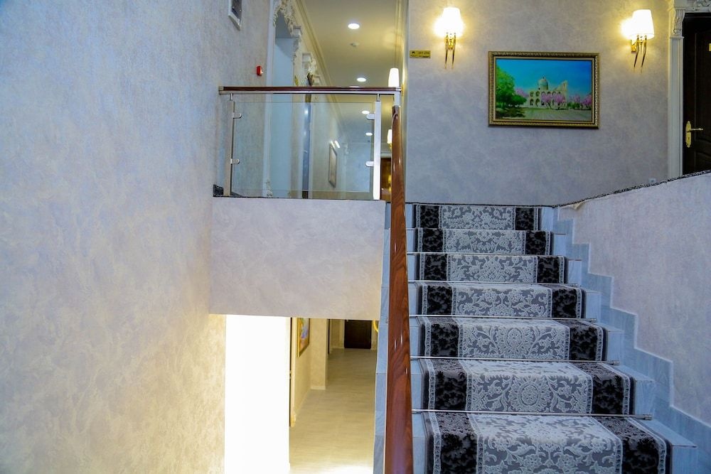 HOTEL GLOBUS