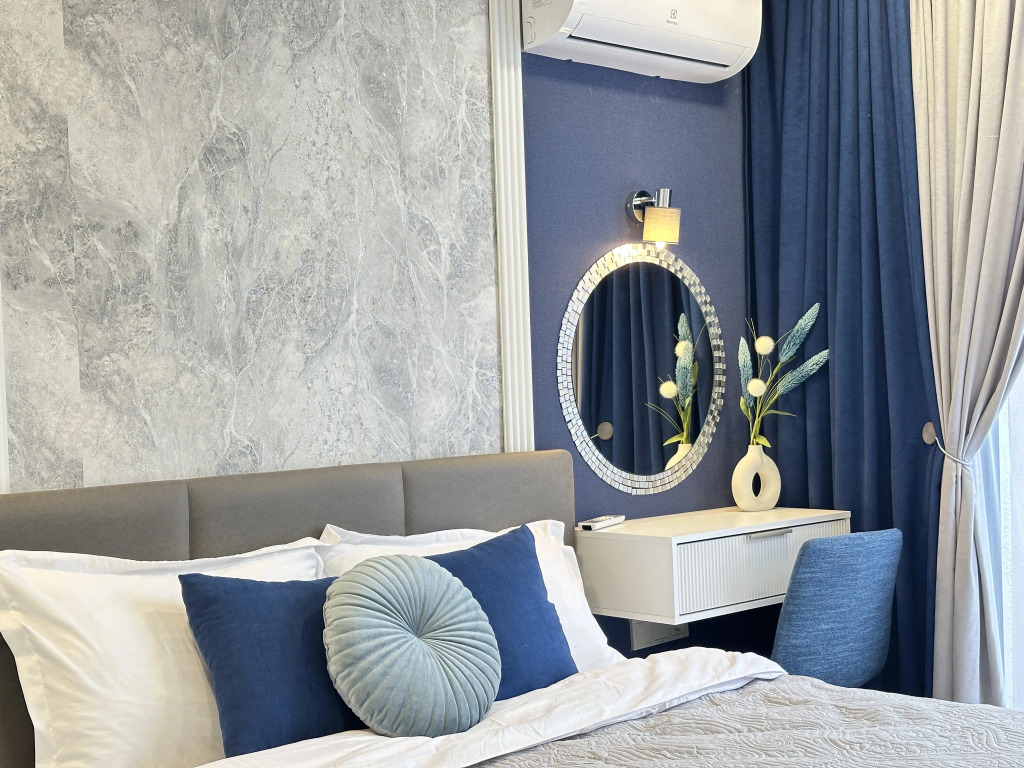 Апарт-отель Batumi Beach Apartments on Rejeb Nizharadze Street 20