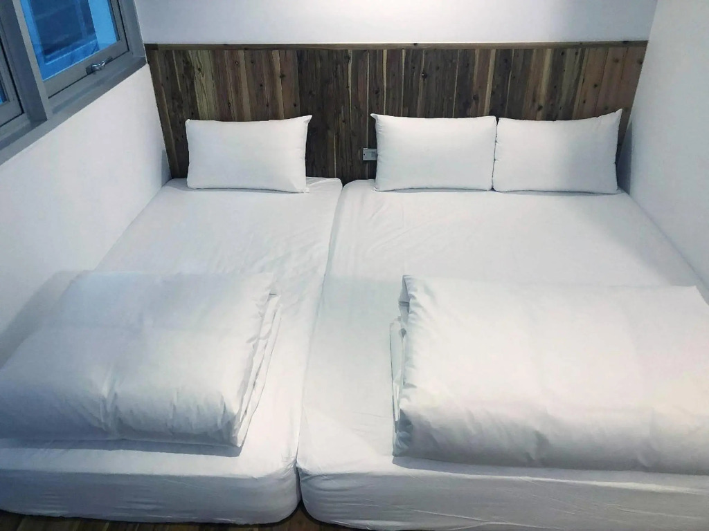 Star Hostel Taichung Parklane