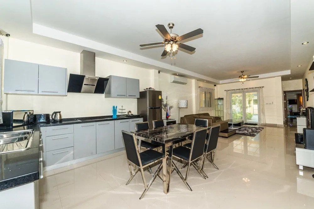 Platinum Residence 10