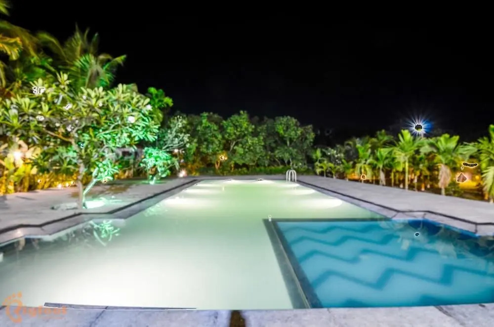 Jomo Resort