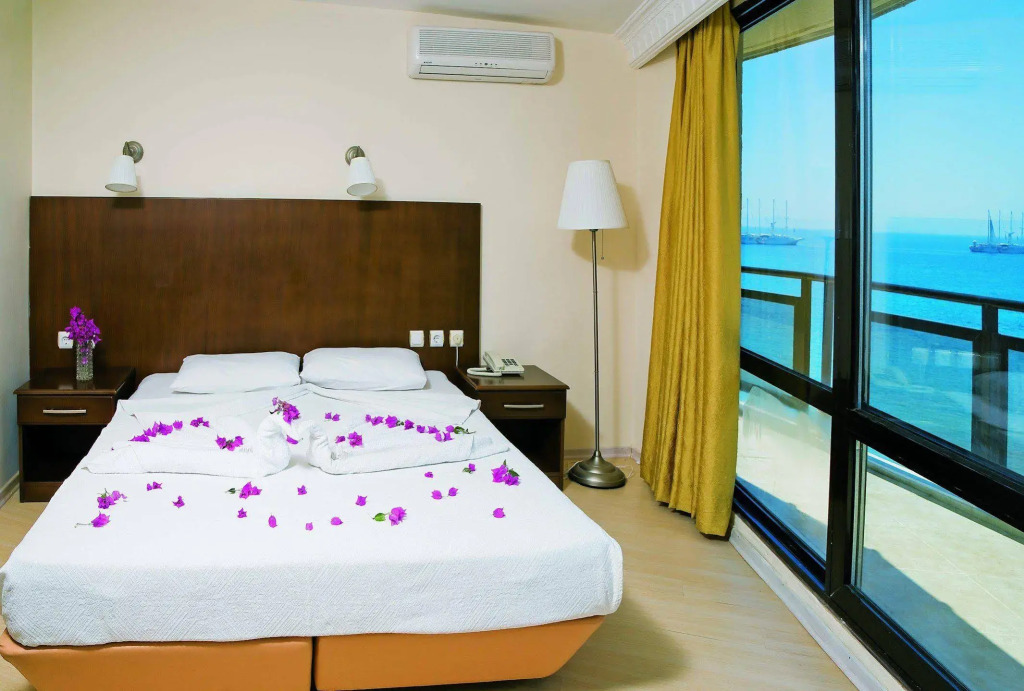 Orion Beach Hotel