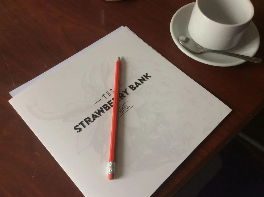 Strawberry Bank Hotel, NEC