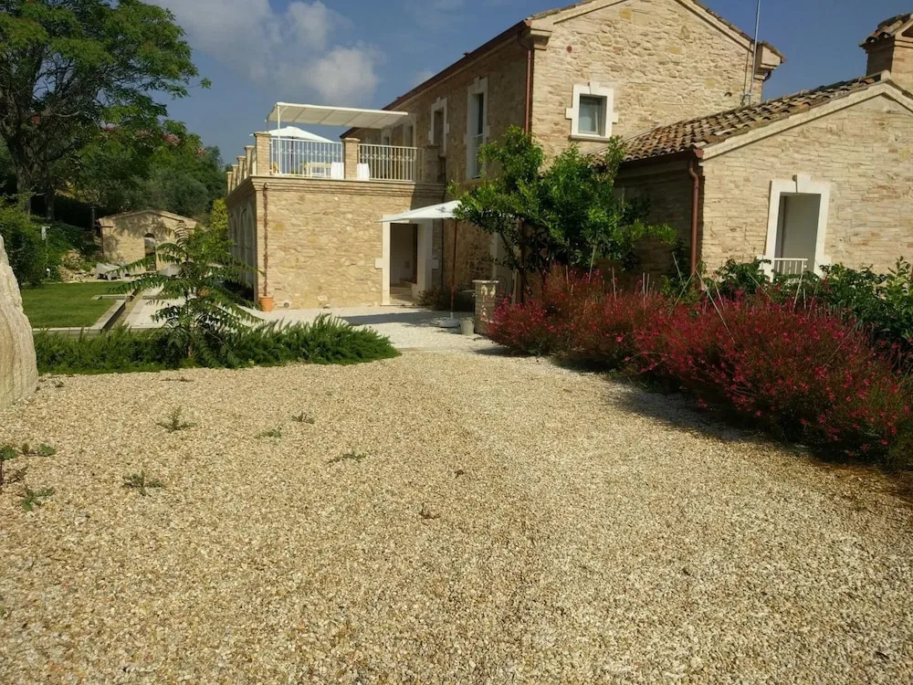 Villa Picena