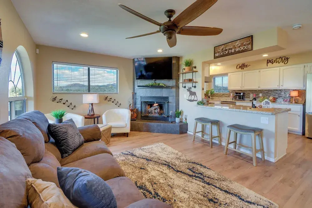 Game Room + Mtn-view Deck: Prescott Escape!
