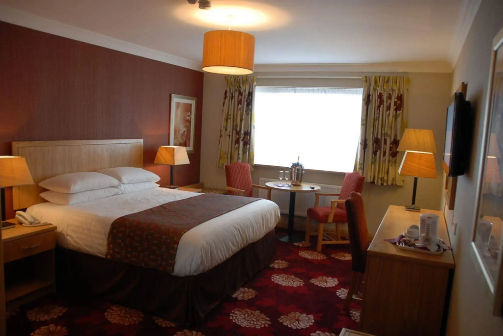 Curran Court Hotel