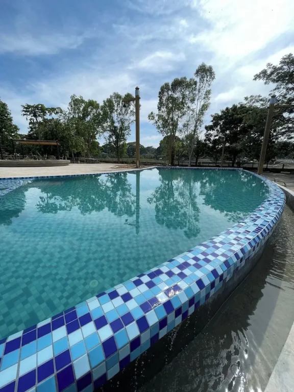 Sayong Resort