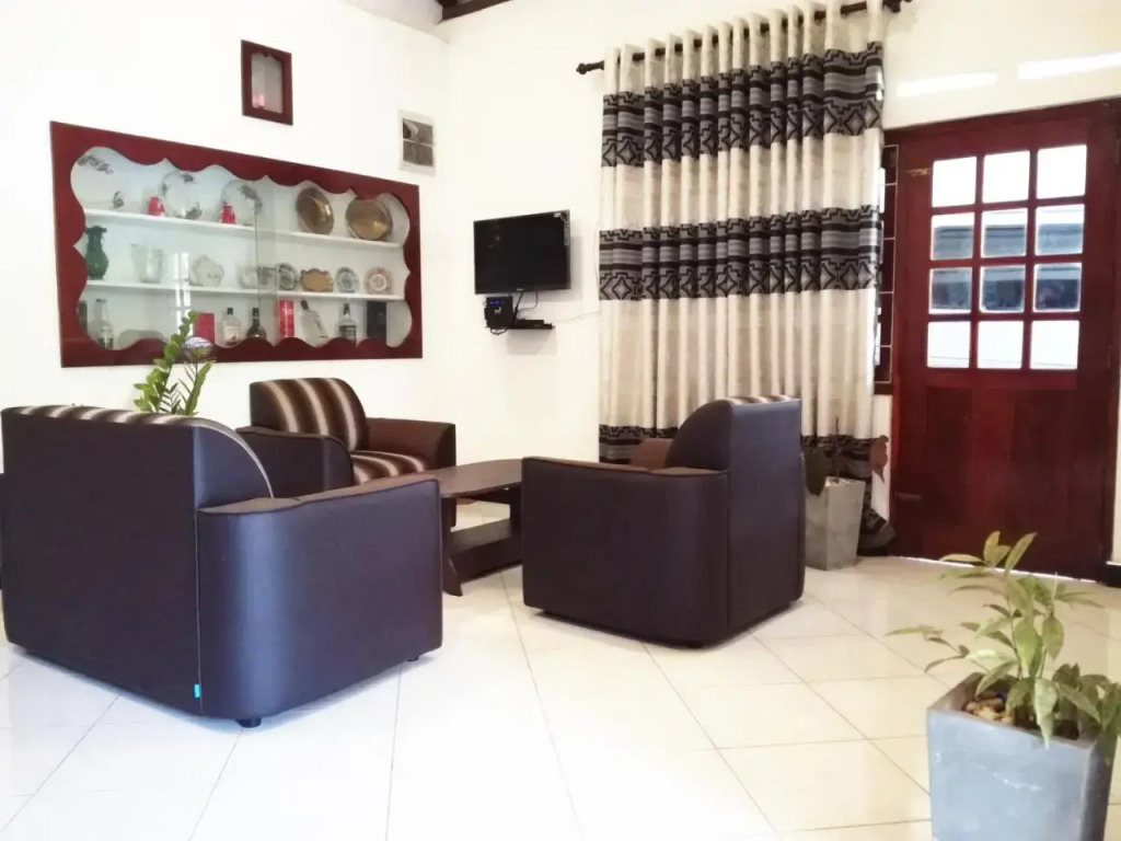 Chandra Holiday Home Hiriketiya