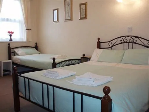 Heywood House Hotel