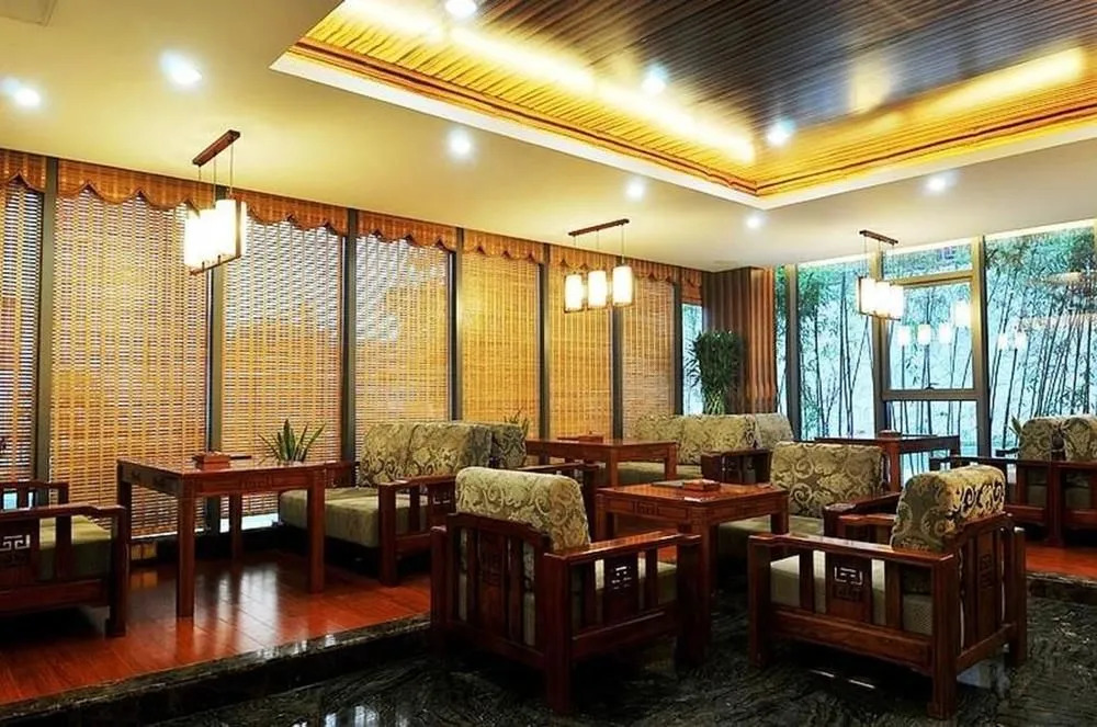 Weifu Jinning Hotel(南京威孚金宁宾馆)