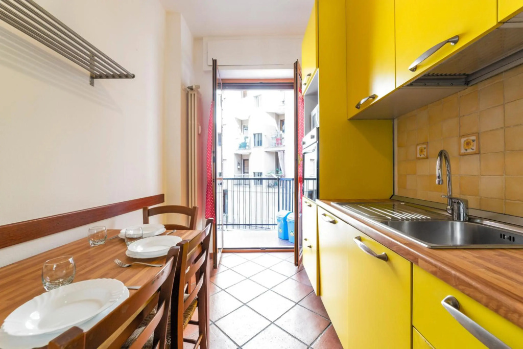 Cenisio M5 Lovely Apartment - with balcony!