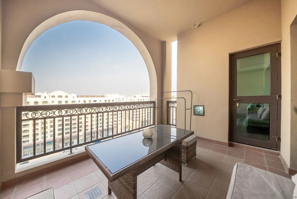Stylish Urban 1BR Gem in Fairmont-90AB2