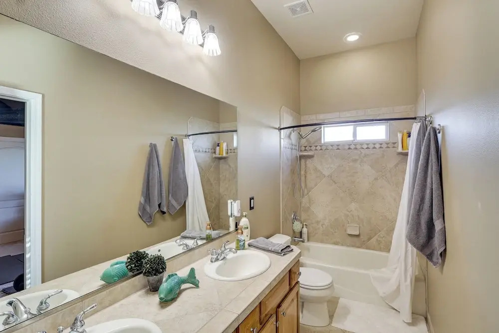Gather & Unwind, Mtn-view Home in Lake Havasu City