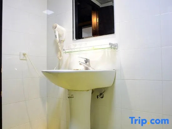 Shanghai Jiang Rong Hotel