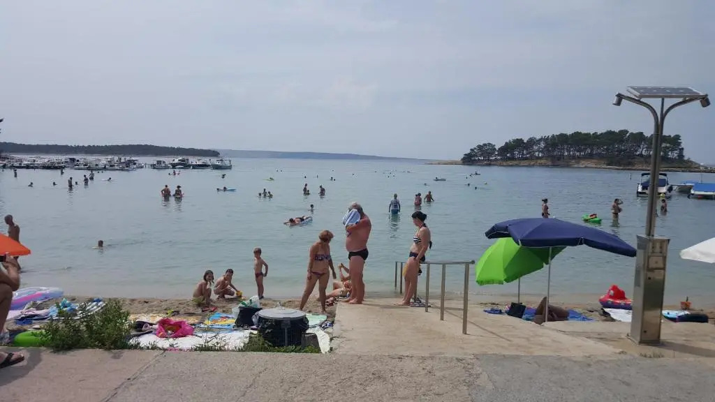 Apartments by the sea Barbat, Rab - 21809