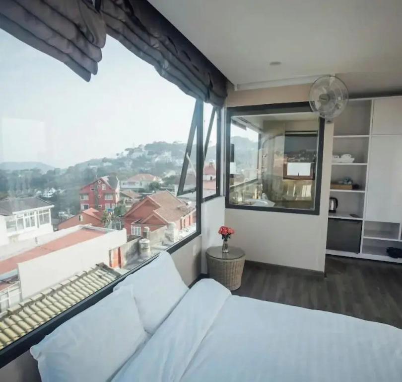 Minh Cương Hotel