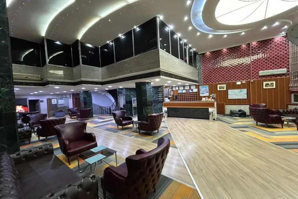 Nil Hotel