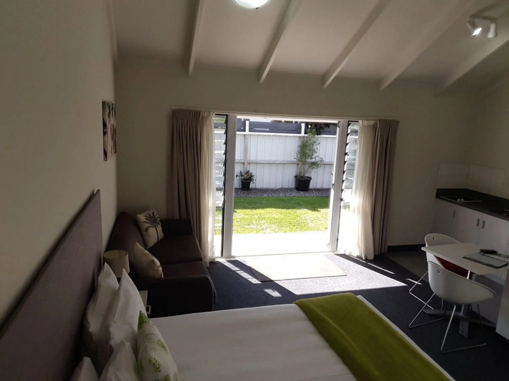 Southpacific Motel