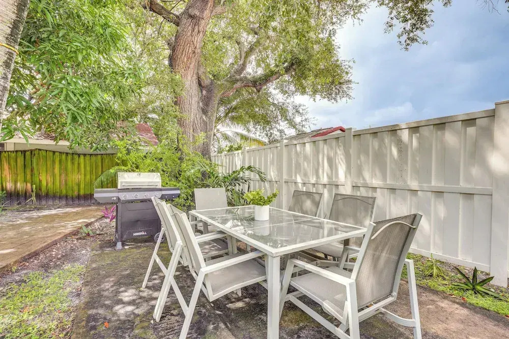 Home < 2 Mi to Hallandale Beach & Boat Rentals