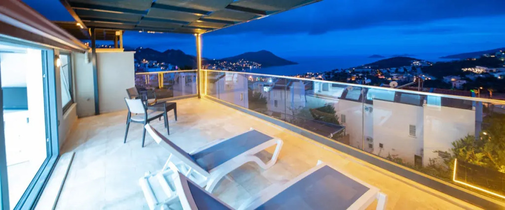 City of the Night Kalkan