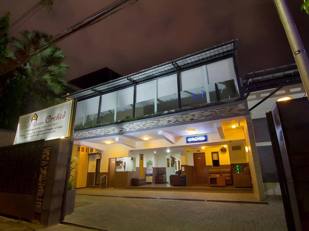 ZEN Rooms Benhil Tondano
