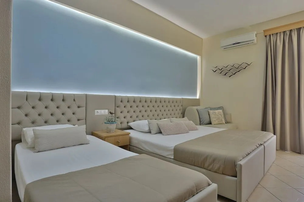 Irida Apartments