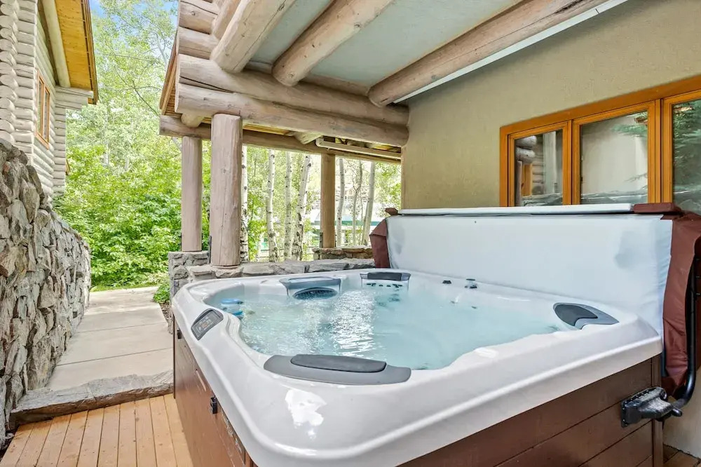 Pine Inn at Trail's End Lodge - Three Bedroom Residence with Den and Spa #5 3 Condo
