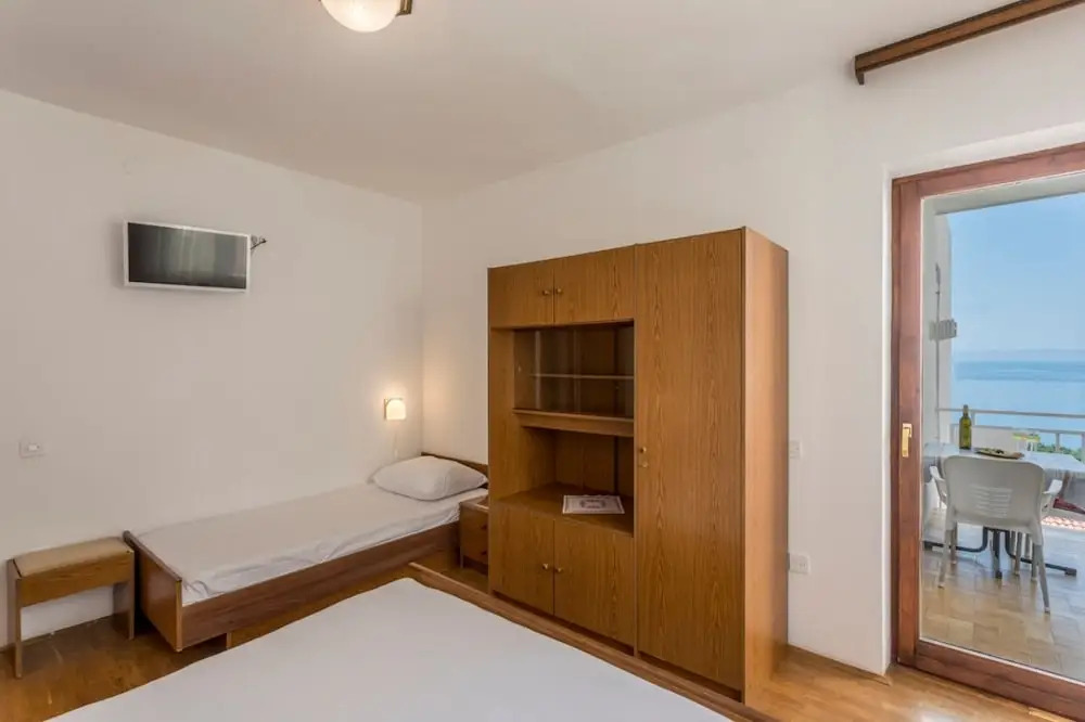 Vedra- Free Parking and Close to the Beach - D4