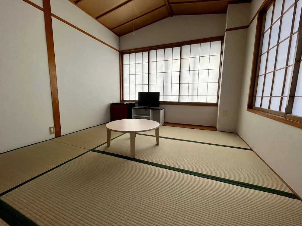 Yuzawa house
