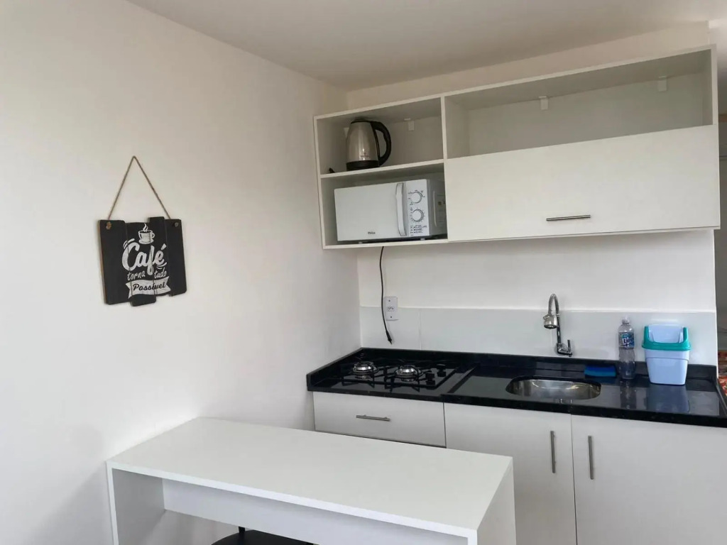 Loft container central c/ estacionamento