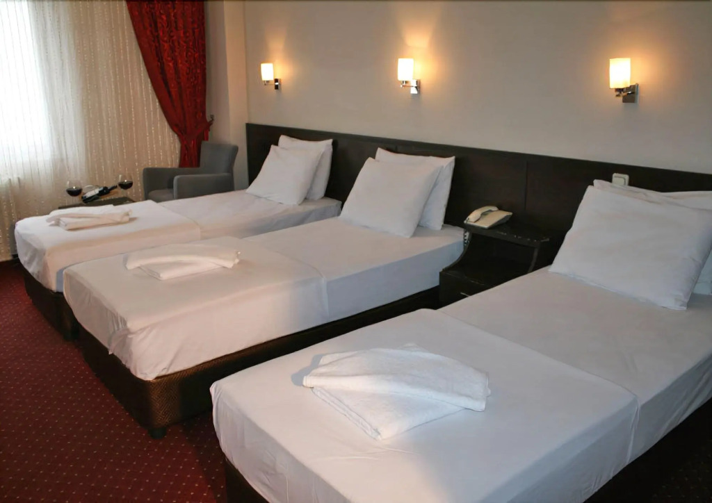 Diana Hotel
