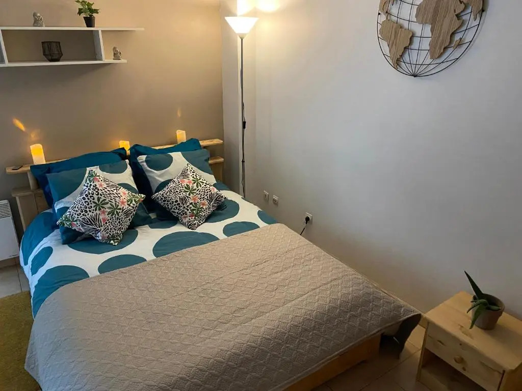 Appartement Cosy avec jardin privatif et garage