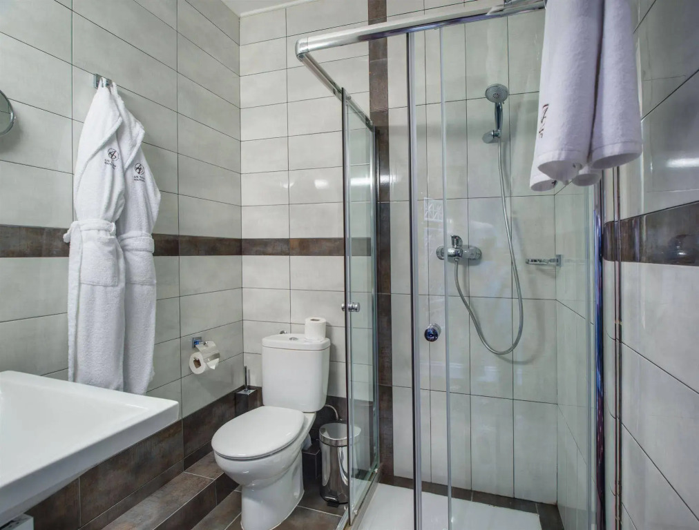 Ark Palace Hotel & SPA
