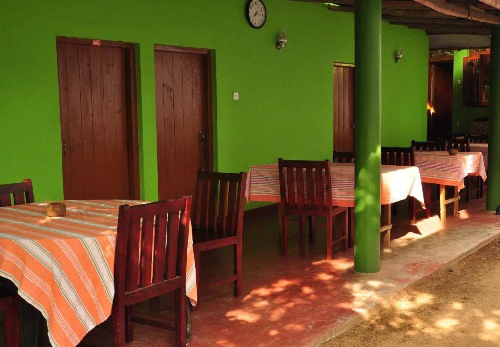 Leesha Tourist Home