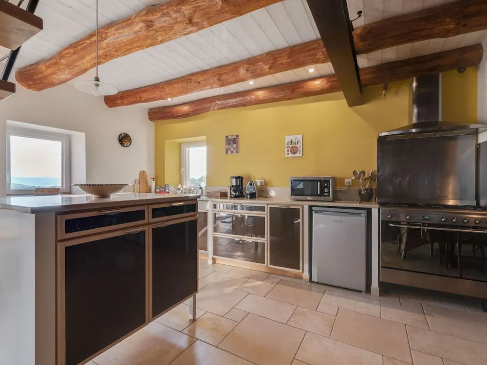 Holiday Home Saint-Beauzire near Pauillac Castle