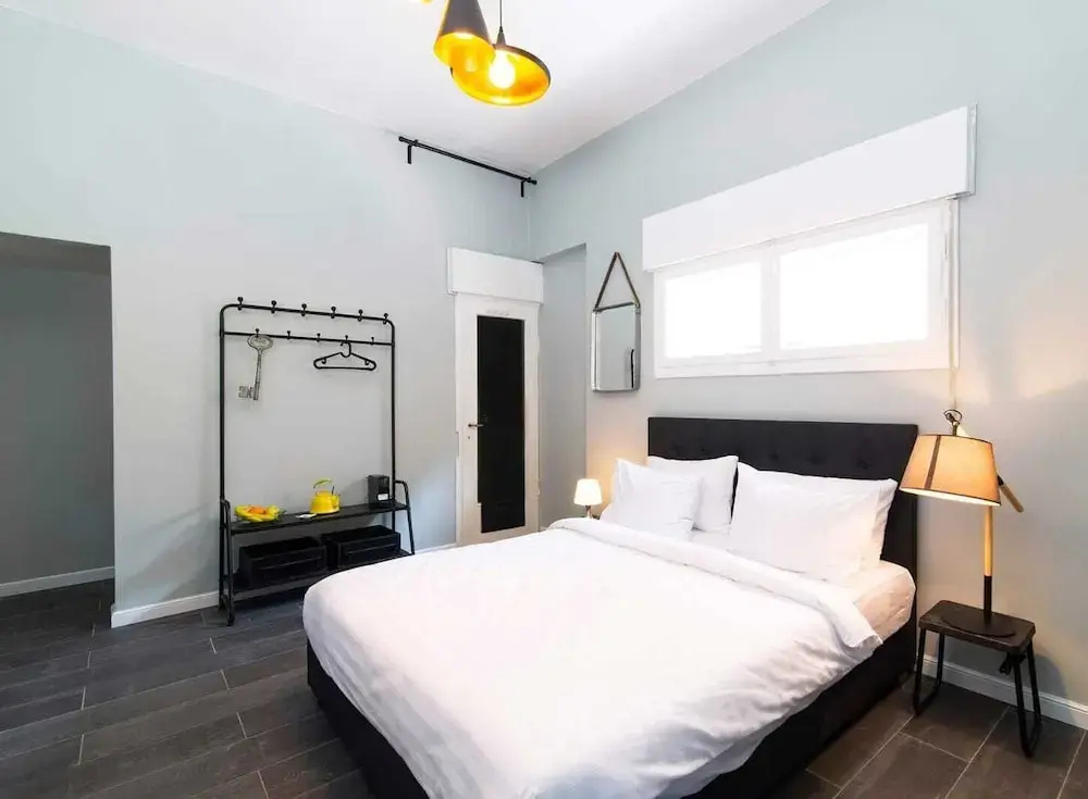 Raphael City Nest