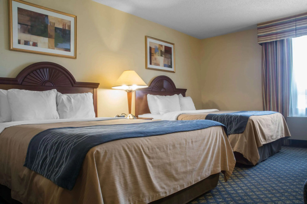 Comfort Inn & Suites
