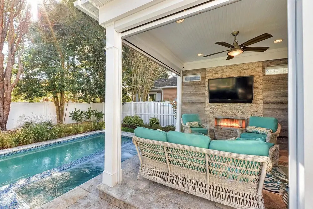 Laurel Street 306