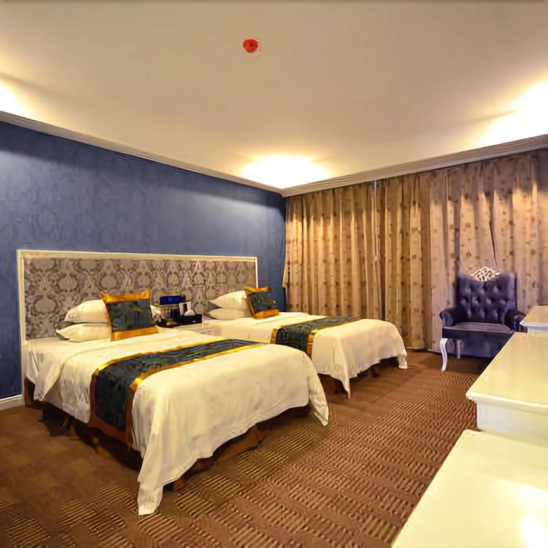 Rui'an Yinglun Hotel (Wuhan Chuhe Hanjie)