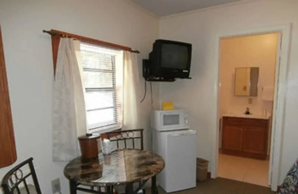 Riverbend Lodging