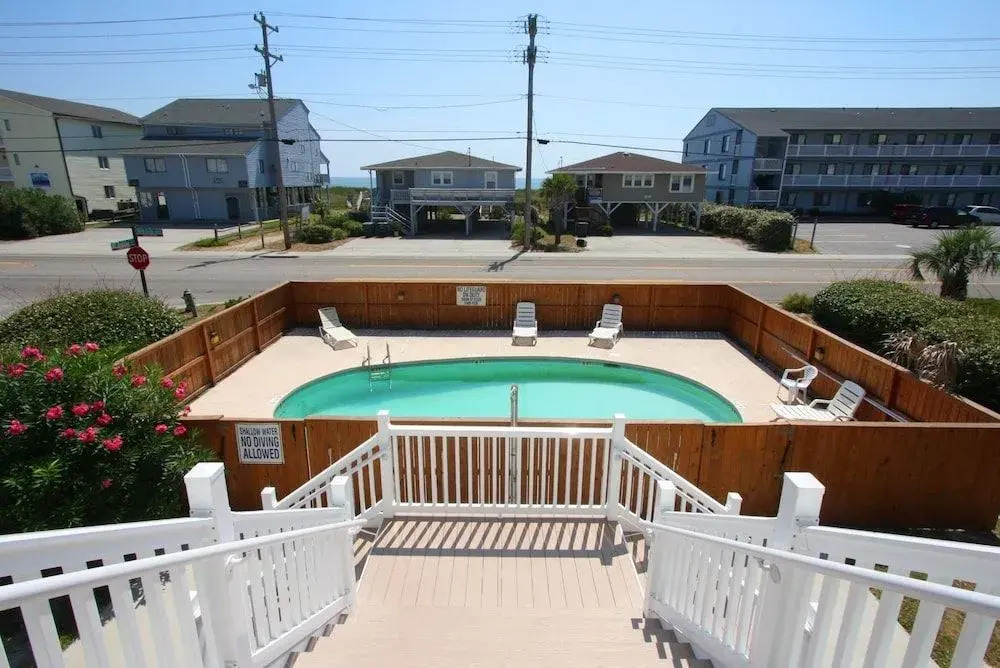 Atlantic Breeze C by RedAwning